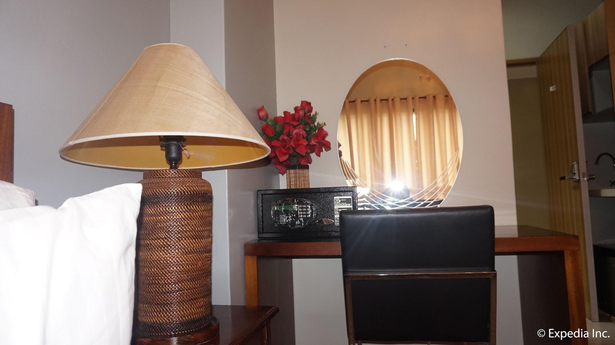 Pacific Park Hotel Quezon City Bagian luar foto