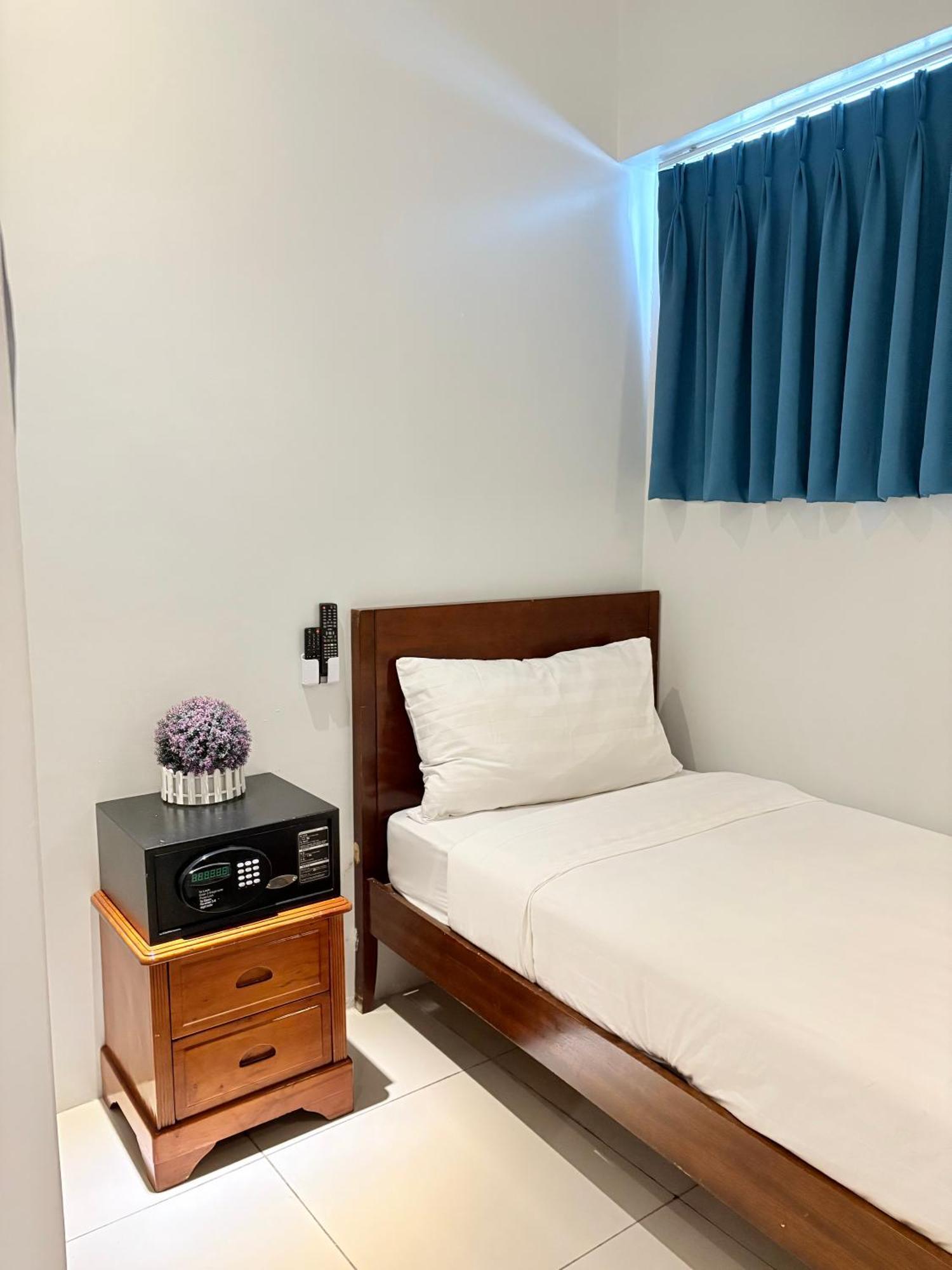 Pacific Park Hotel Quezon City Bagian luar foto
