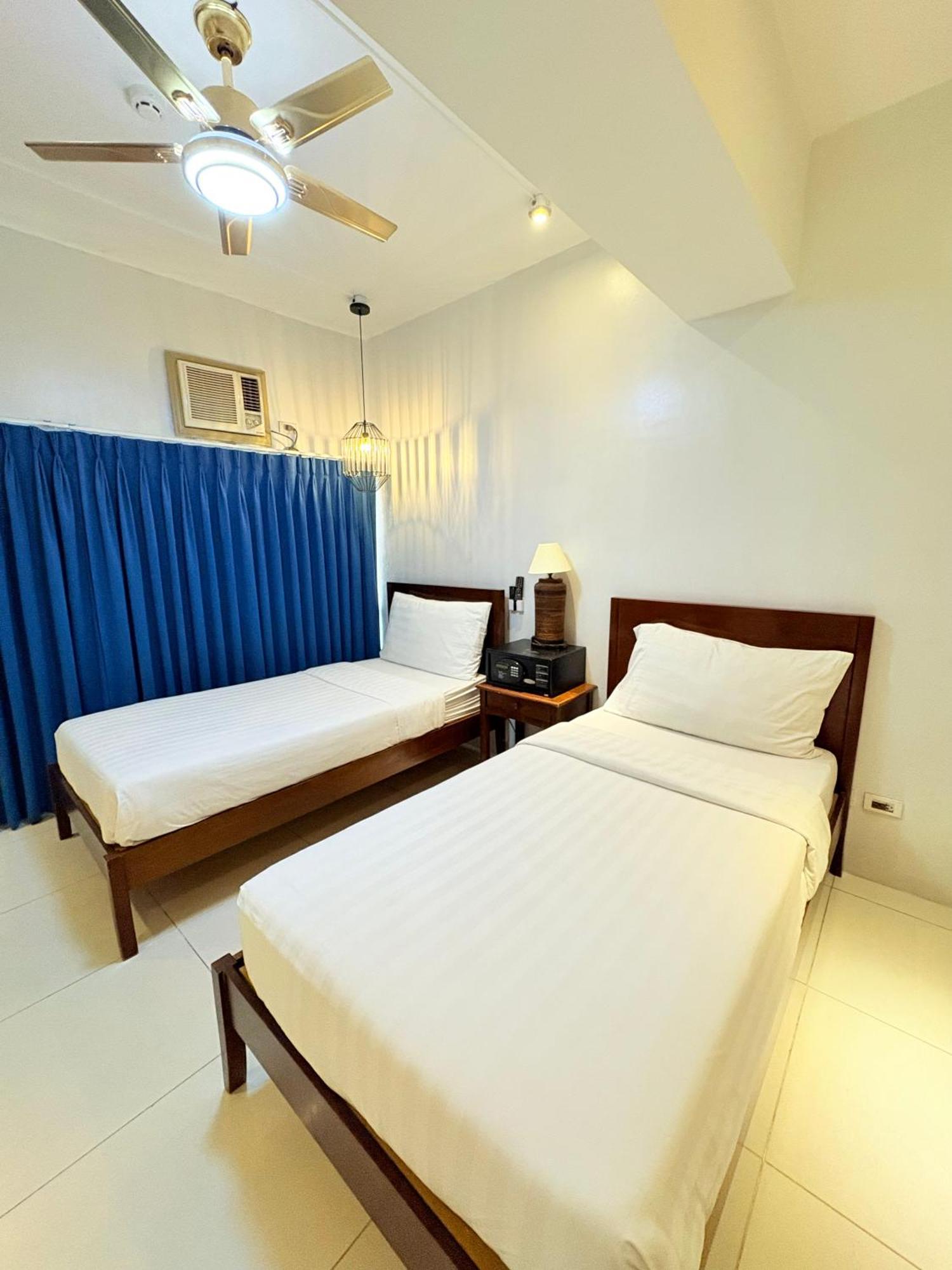 Pacific Park Hotel Quezon City Bagian luar foto