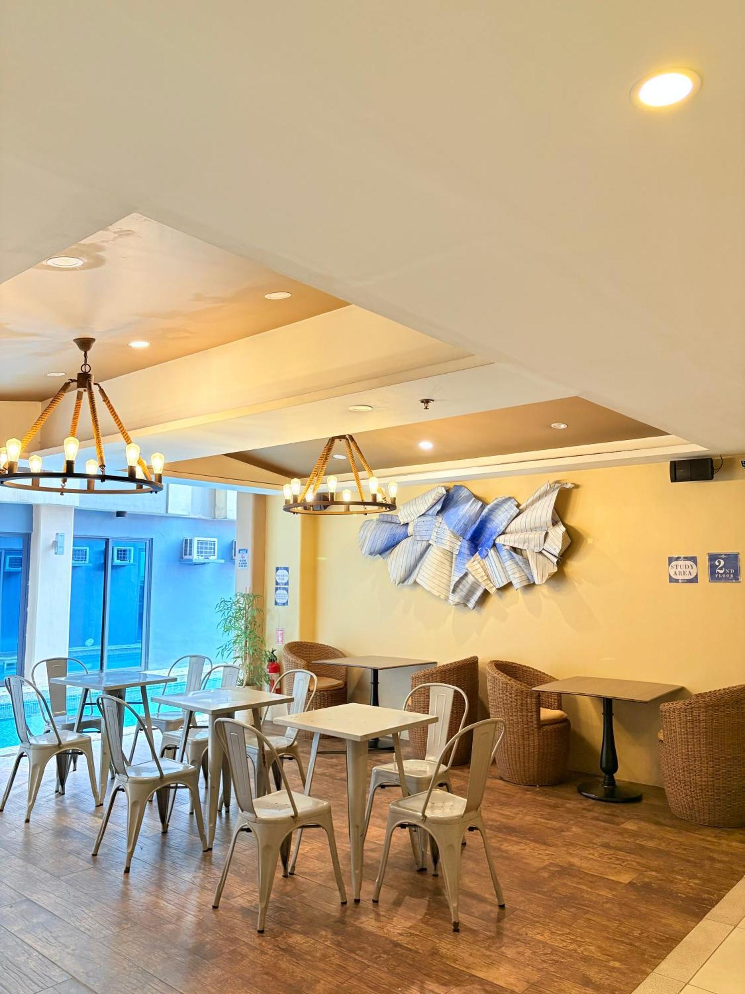Pacific Park Hotel Quezon City Bagian luar foto