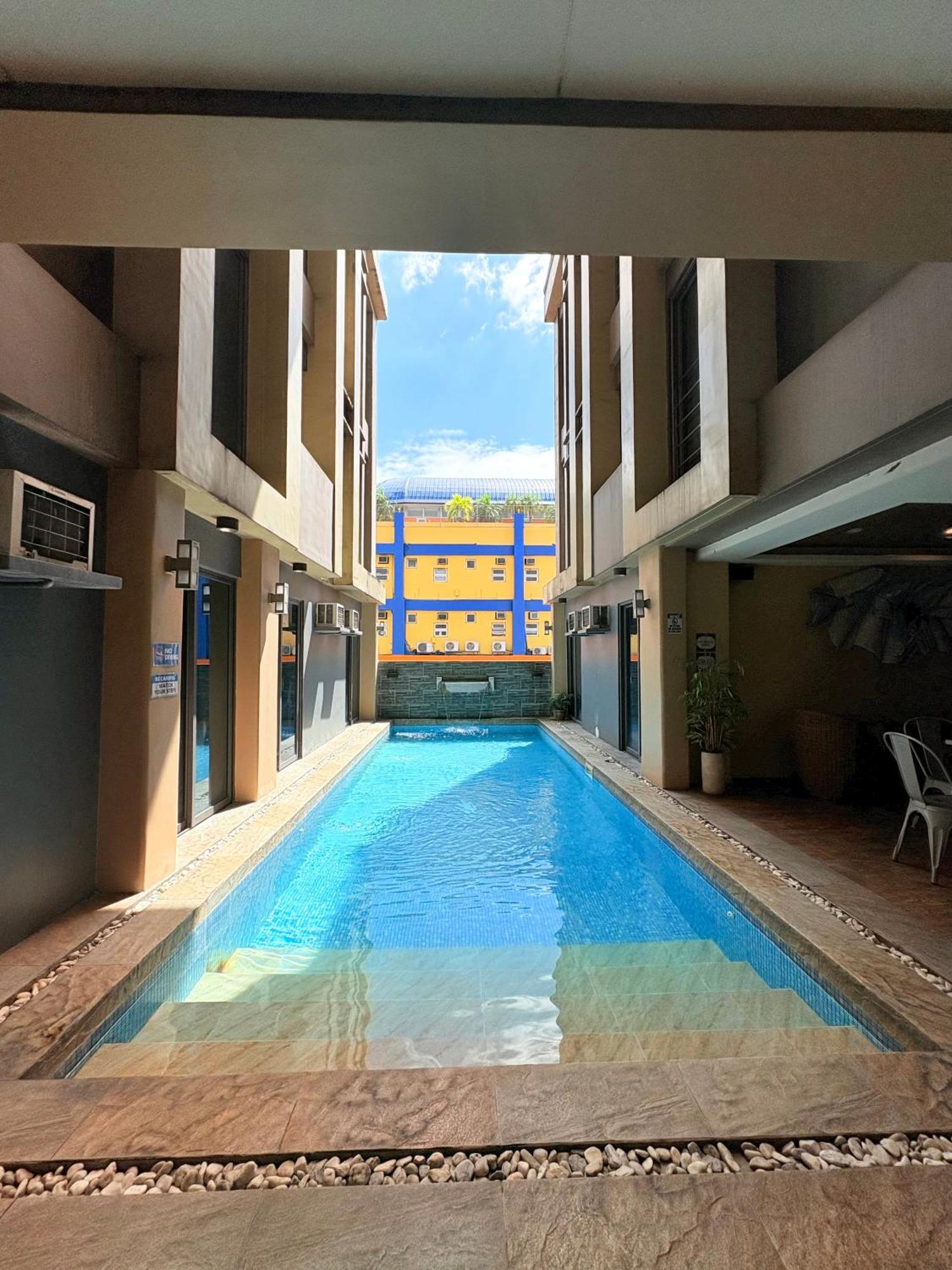 Pacific Park Hotel Quezon City Bagian luar foto
