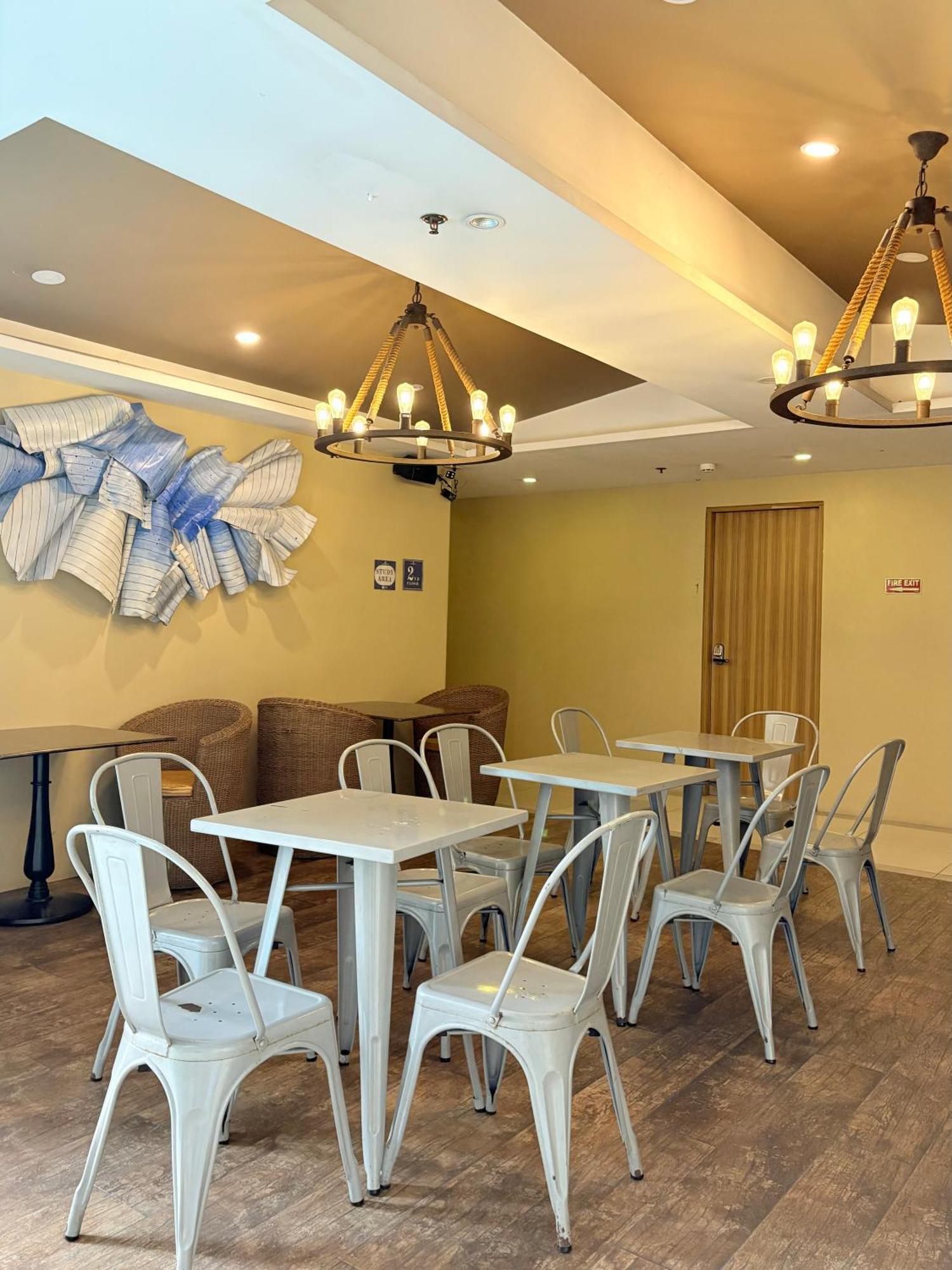 Pacific Park Hotel Quezon City Bagian luar foto