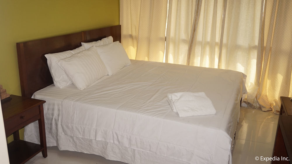Pacific Park Hotel Quezon City Bagian luar foto