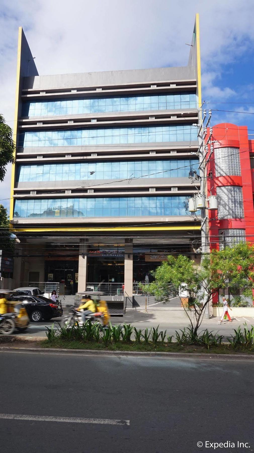 Pacific Park Hotel Quezon City Bagian luar foto